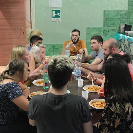 Youth Meeting Home Firenze Kültér fotó